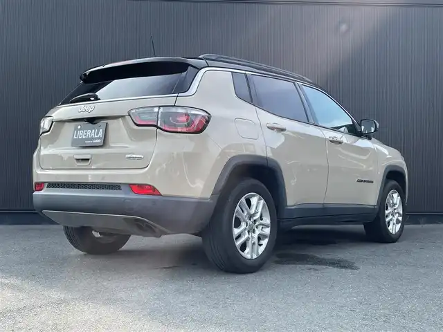クライスラー・ジープ ジープ コンパス モハベサンドエディション 静岡県 2019(平31)年 4.7万km ベージュ 限定100台 /ACC LKA BSM /U-CONNECTナビ /AppleCarPlay /フルセグTV BT USB /革調シートカバー /純正1７インチAW /オートマチックハイビーム