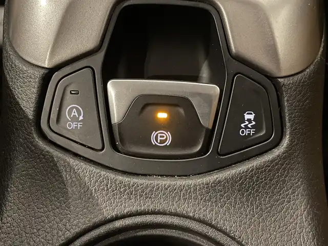 クライスラー・ジープ ジープ コンパス モハベサンドエディション 静岡県 2019(平31)年 4.7万km ベージュ 限定100台 /ACC LKA BSM /U-CONNECTナビ /AppleCarPlay /フルセグTV BT USB /革調シートカバー /純正1７インチAW /オートマチックハイビーム