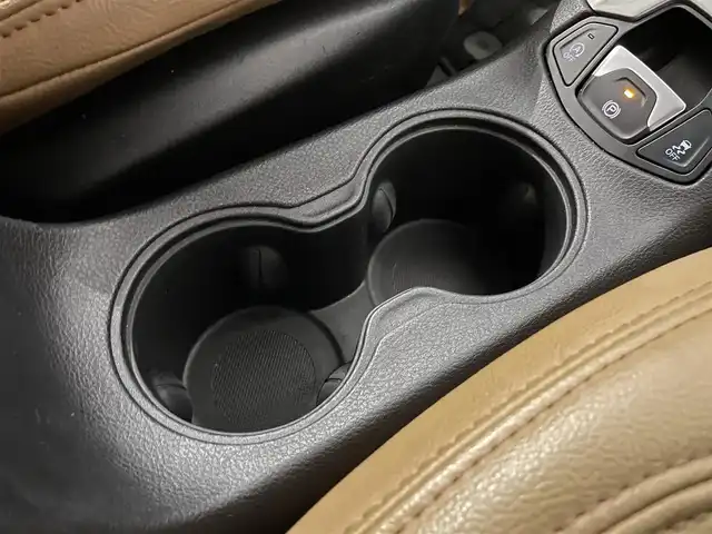 クライスラー・ジープ ジープ コンパス モハベサンドエディション 静岡県 2019(平31)年 4.7万km ベージュ 限定100台 /ACC LKA BSM /U-CONNECTナビ /AppleCarPlay /フルセグTV BT USB /革調シートカバー /純正1７インチAW /オートマチックハイビーム