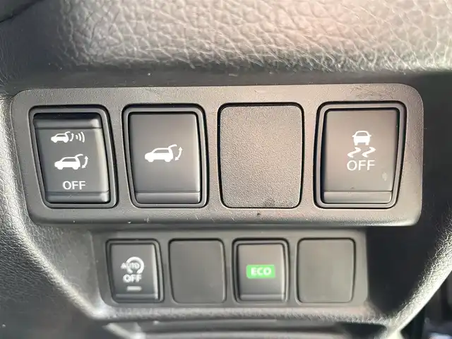 日産 エクストレイル 20X ブラックエクストリーマーX エマB 福島県 2016(平28)年 8.5万km ダイヤモンドブラック (株)IDOMが運営する【じしゃロンいわき店】の自社ローン専用車両になります。こちらは現金またはオートローンご利用時の価格です。自社ローンご希望の方は別途その旨お申付け下さい/登録時走行距離85002km/９インチ社外ナビゲーション/バックカメラ/フルセグTV/LEDヘッドライト/インテリジェントキー/プッシュスタート/ルーフレール/パワーバックドア/VDC/カプロンシート/シートヒーター/ドライブレコーダー/ETC