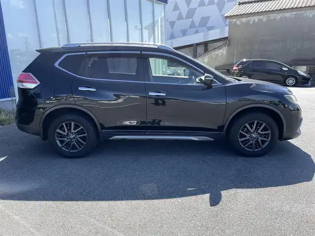 日産 エクストレイル 20X ブラックエクストリーマーX エマB 福島県 2016(平28)年 8.5万km ダイヤモンドブラック (株)IDOMが運営する【じしゃロンいわき店】の自社ローン専用車両になります。こちらは現金またはオートローンご利用時の価格です。自社ローンご希望の方は別途その旨お申付け下さい/登録時走行距離85002km/９インチ社外ナビゲーション/バックカメラ/フルセグTV/LEDヘッドライト/インテリジェントキー/プッシュスタート/ルーフレール/パワーバックドア/VDC/カプロンシート/シートヒーター/ドライブレコーダー/ETC