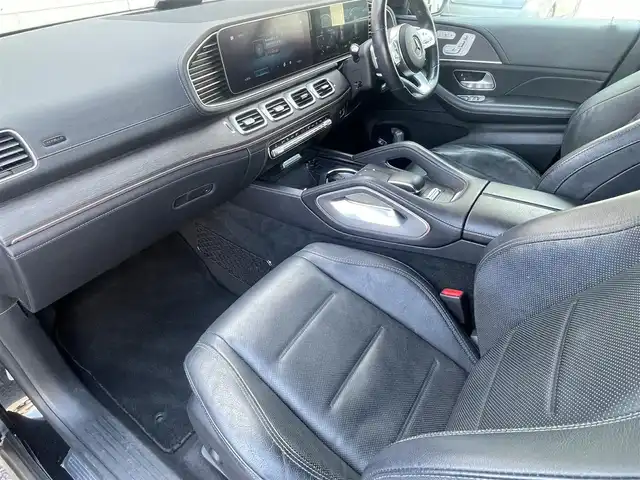 メルセデス・ベンツ ＧＬＥ４５０ 4MATIC スポーツ 福岡県 2021(令3)年 8万km オブシディアンブラック 4WD/ターボ/7人乗り/パノラミックスライディングルーフ/Burmesterサウンド/純正12.3インチナビ/　(AM/FM/Bluetooth/フルセグTV)/360°ビューカメラ/バック/サイド/フロントカメラ/レーダーセーフティパッケージ/・ブレーキアシスト/・ブラインドスポットアシスト/・レーンキーピングアシスト/・レーンチェンジアシスト/・道路標識アシスト/・アテンションアシスト/・ディスタンスアシストディストロニック/・ステアリングアシスト/アダプティブハイビームアシストプラス/バックソナー/純正20インチアルミホイール/パワーバックドア/ルーフレール/レベルコントロール/ビルトインETC2.0/ヘッドアップディスプレイ/パドルシフト/黒レザーシート/パワーシート(1.2列目)/シートヒーター(1.2列目)/シートベンチレーション(D/N)/シートメモリー(D/N)/電動格納シート(2列目)/ワイヤレス充電/USB-Cポート/純正積載品(サンシェード、ワイパーブレード)/スペアキー×1/ISOFIX/保証書/取扱説明書