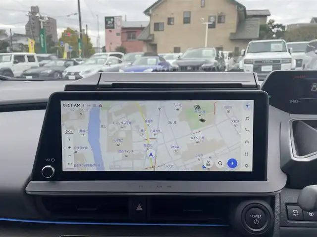 トヨタ プリウス Z 神奈川県 2025(令7)年 0.6万km パール