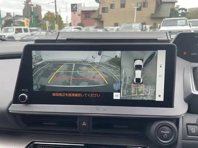 トヨタ プリウス Z 神奈川県 2025(令7)年 0.6万km パール