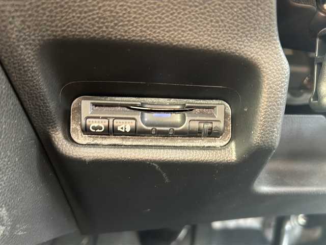 ホンダ フィット 13G FパックコンフォートED 富山県 2016(平28)年 6.4万km プレミアムクリスタルレッドM 社外ナビ/Bluetooth、DVD、CD、フルセグTV/バックカメラ/ABS/横滑り防止装置/盗難防止装置/純正フロアマット/スマートキー/スペアキー/プッシュスタート/ETC/冬タイヤ車載/取扱説明書/保証書/ワンオーナー/記録簿