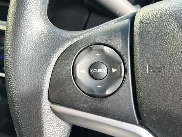 ホンダ フィット 13G FパックコンフォートED 富山県 2016(平28)年 6.4万km プレミアムクリスタルレッドM 社外ナビ/Bluetooth、DVD、CD、フルセグTV/バックカメラ/ABS/横滑り防止装置/盗難防止装置/純正フロアマット/スマートキー/スペアキー/プッシュスタート/ETC/冬タイヤ車載/取扱説明書/保証書/ワンオーナー/記録簿