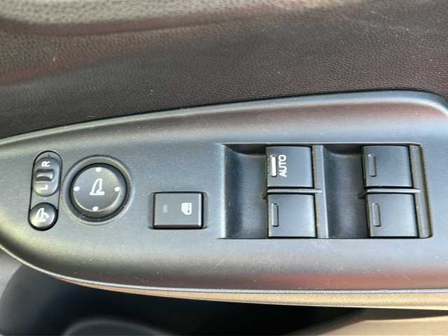 ホンダ フィット 13G FパックコンフォートED 富山県 2016(平28)年 6.4万km プレミアムクリスタルレッドM 社外ナビ/Bluetooth、DVD、CD、フルセグTV/バックカメラ/ABS/横滑り防止装置/盗難防止装置/純正フロアマット/スマートキー/スペアキー/プッシュスタート/ETC/冬タイヤ車載/取扱説明書/保証書/ワンオーナー/記録簿