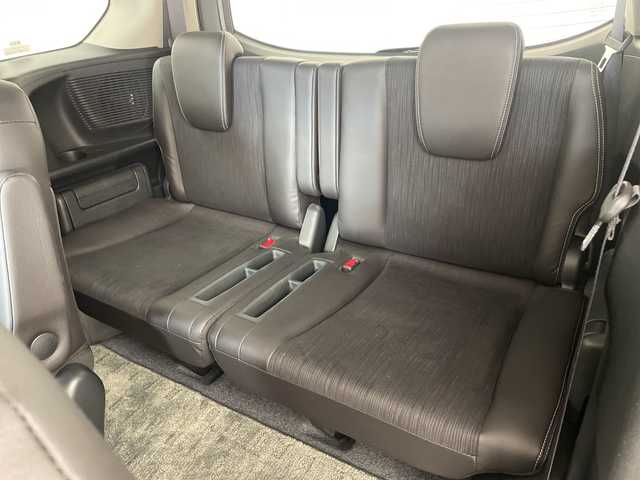 ホンダ フリード G ジャストセレクション+ 兵庫県 2014(平26)年 2.3万km モダンスティールM ・ワンオーナー車/・純正ナビ（CD/DVD/TV/SD/BT)/・片側パワースライドドア/・ハーフレザーシート/・HIDヘッドライト/・ビルトインETC/・3列シート/・2列目外側アームレスト/・スマートキー/・バックカメラ/・オートライト