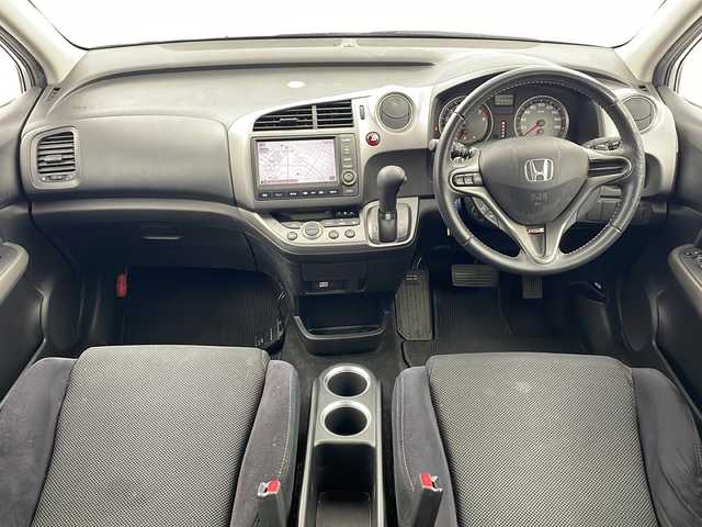 ホンダ ストリーム RSZ HDDナビエディション 栃木県 2008(平20)年 11.6万km アラバスターシルバーメタリック 純正ナビ/（CD/DVD/FM/AM)/バックカメラ/ETC/パドルシフト/純正１７インチAW/電動格納ミラー/オートエアコン/ステアリングリモコン/革巻きステアリング/ドアバイザー/オートライト