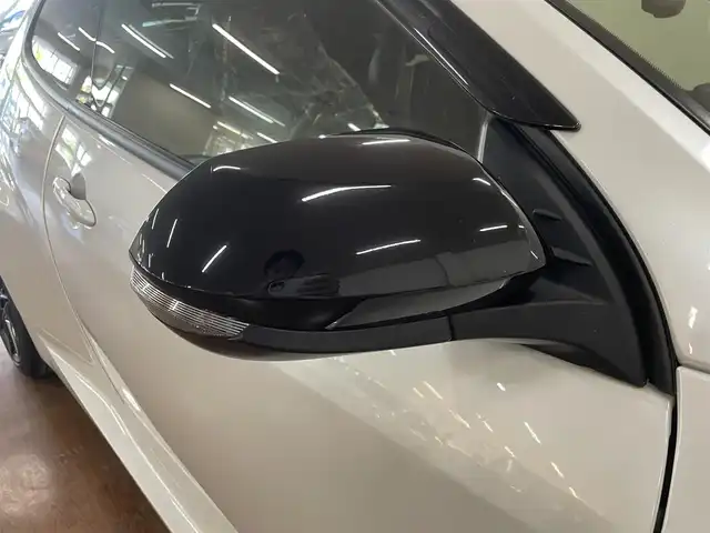トヨタ ＧＲヤリス RZ ハイパフォーマンス 道央・札幌 2021(令3)年 3万km プラチナホワイトパールマイカ 4WD/ワンオーナー/6速MT/純正ディスプレイオーディオ/ナビゲーション/・フルセグTV/BT/USB/AM/FM/JBLサウンドシステム/バックカメラ/トヨタセーフティセンス/・プリクラッシュセーフティ/・レーントレーシングアシスト/・レーンディパーチャーアラート/・ロードサインアシスト/・発進遅れ告知機能/・緊急操舵支援機能/・低速時加速抑制機能/横滑り防止装置/前後コーナーセンサー/ブラインドスポットモニター/ヘッドアップディスプレイ/レーダークルーズコントロール/ビルトインETC/社外前後ドライブレコーダー/ハーフレザーシート/前席シートヒーター/ステアリングヒーター/ステアリングリモコン/アイドリングストップ/ウインカーミラー/純正フロアマット/プッシュスタート/スマートキーx2/オートライト/オートハイビーム/LEDヘッドライト/フォグライト/ヘッドライトレベライザー/純正18インチAW/新車時保証書/取扱説明書