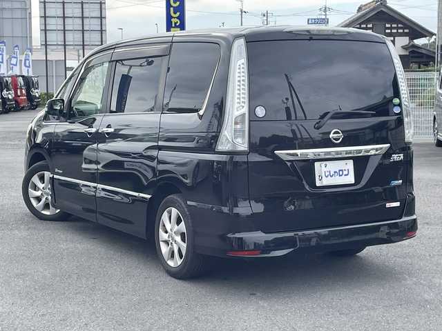 日産 セレナ ハイウェイスター Sハイブリッド 茨城県 2013(平25)年 7.1万km スーパーブラック (株)IDOMが運営する【じしゃロン水戸店】の自社ローン専用車両になりますこちらは現金またはオートローンご利用時の価格です。自社ローンご希望の方は別途その旨お申付け下さい/純正メモリナビ（MC312D-W)/・AM/FM/CD/DVD/Bluetooth/・フルセグテレビ/両側パワースライド/フリップダウンモニター/バックカメラ/ETC/純正16インチアルミホイル/オートライト/オートエアコン/スマートキー/スペアキー/プッシュスタートボタン/純正フロアマット/保証書/取扱説明書