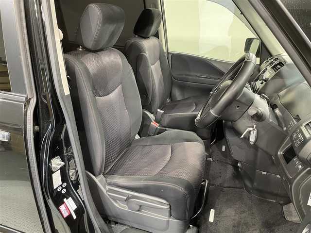 日産 セレナ ハイウェイスター Sハイブリッド 茨城県 2013(平25)年 7.1万km スーパーブラック (株)IDOMが運営する【じしゃロン水戸店】の自社ローン専用車両になりますこちらは現金またはオートローンご利用時の価格です。自社ローンご希望の方は別途その旨お申付け下さい/純正メモリナビ（MC312D-W)/・AM/FM/CD/DVD/Bluetooth/・フルセグテレビ/両側パワースライド/フリップダウンモニター/バックカメラ/ETC/純正16インチアルミホイル/オートライト/オートエアコン/スマートキー/スペアキー/プッシュスタートボタン/純正フロアマット/保証書/取扱説明書