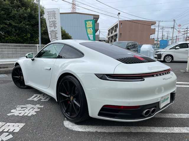 ポルシェ ポルシェ ９１１ カレラS 埼玉県 2023(令5)年 0.6万km ピュアホワイト ワンオーナー/スポーツクロノパッケージ/純正ナビ/Bluetooth/タイプC/　AppleCarPiay/AndroidAuto/360°モニター/黒レザーシート/運転席パワーシート/前席シートヒーター/パークアシスト/レーンチェンジアシスト/クルーズコントロール/PASMスポーツサス/LEDヘッドライト/パドルシフト/アイドリングストップ/前後ドライブレコーダー/ビルトインETC2.0/スマートキー/スペアキー
