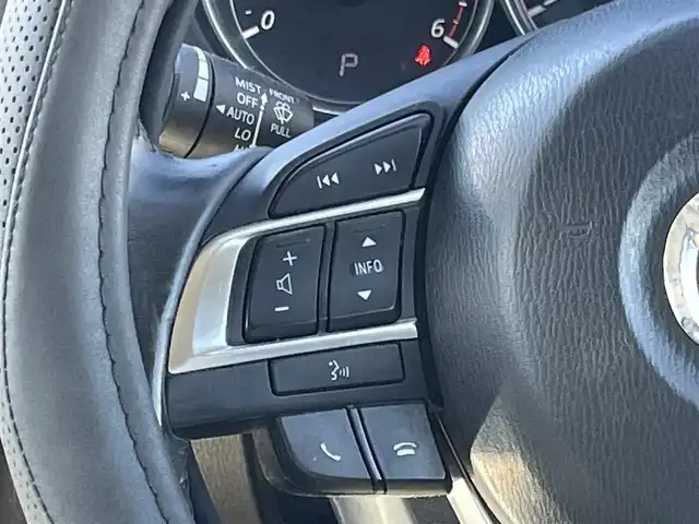 マツダ ＣＸ－５ XD Lパッケージ 山梨県 2015(平27)年 8.2万km クリスタルホワイトパールマイカ (株)IDOMが運営する【じしゃロン甲府店】の自社ローン専用車両になります。/こちらは現金またはオートローンご利用時の価格です。自社ローンご希望の方は別途その旨お申付け下さい/純正メモリーナビ/（フルセグTV/CD/DVD/BTオーディオ）/バックカメラ/ドライブレコーダー/レザーシート/前席パワーシート/前席シートヒーター/社外フロントエアロ/HIDヘッドライト/フォグランプ/オートライト/衝突被害軽減ブレーキ/横滑り防止装置/アイドリングストップ/新車時保証書/取扱説明書/ナビ取扱説明書