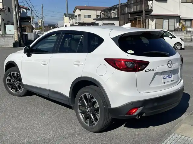 マツダ ＣＸ－５ XD Lパッケージ 山梨県 2015(平27)年 8.2万km クリスタルホワイトパールマイカ (株)IDOMが運営する【じしゃロン甲府店】の自社ローン専用車両になります。/こちらは現金またはオートローンご利用時の価格です。自社ローンご希望の方は別途その旨お申付け下さい/純正メモリーナビ/（フルセグTV/CD/DVD/BTオーディオ）/バックカメラ/ドライブレコーダー/レザーシート/前席パワーシート/前席シートヒーター/社外フロントエアロ/HIDヘッドライト/フォグランプ/オートライト/衝突被害軽減ブレーキ/横滑り防止装置/アイドリングストップ/新車時保証書/取扱説明書/ナビ取扱説明書