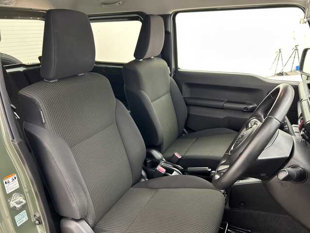 スズキ ジムニー シエラ JC 三重県 2019(平31)年 4万km ジャングルグリーン /禁煙車//デュアルブレーキサポート//純正SDナビ//フルセグ//バックカメラ//レーダークルーズコントロール//前席シートヒーター//LEDオートライト//フォグランプ//ステアリングスイッチ//純正15インチAW//ミラーヒーター//ライトウォッシャー//ウィンカーミラー//ドライブレコーダー//プッシュスタート//スマートキー//純正フロアマット