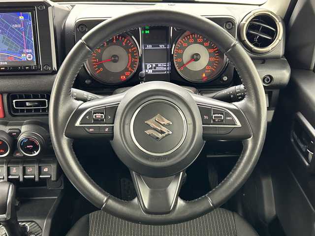 スズキ ジムニー シエラ JC 三重県 2019(平31)年 4万km ジャングルグリーン /禁煙車//デュアルブレーキサポート//純正SDナビ//フルセグ//バックカメラ//レーダークルーズコントロール//前席シートヒーター//LEDオートライト//フォグランプ//ステアリングスイッチ//純正15インチAW//ミラーヒーター//ライトウォッシャー//ウィンカーミラー//ドライブレコーダー//プッシュスタート//スマートキー//純正フロアマット