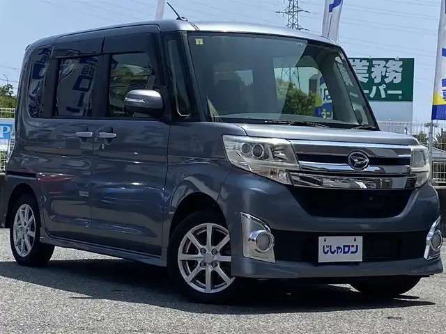 ダイハツ タント カスタム X スマートセレ SA 兵庫県 2014(平26)年 5.4万km タングステングレーM (株)IDOMが運営する【じしゃロン神戸名谷店】の自社ローン専用車両になりますこちらは現金またはオートローンご利用時の価格です。自社ローンご希望の方は別途その旨お申付け下さい。/社外7型SDナビ/(フルセグTV/CD/DVD/Bluetooth)/バックカメラ/衝突軽減ブレーキ/片側パワースライドドア/純正HIDヘッドライト/純正15インチアルミホイール/横滑り防止装置