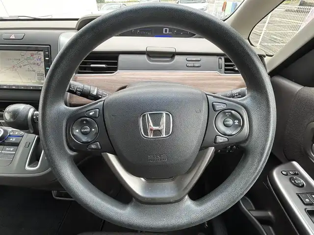 ホンダ フリード G ホンダセンシング 佐賀県 2020(令2)年 2.6万km シルバーミストグリーンM ワンオーナー/Gathersナビ/バックカメラ/両側パワースライドドア/ホンダセンシング/・衝突被害軽減システム/・車線逸脱警報機能/・アダプティブクルーズコントロール/・コーナーセンサー/ステアリングスイッチ/アイドリングストップ/ビルトインETC/スマートキー/プッシュスタート
