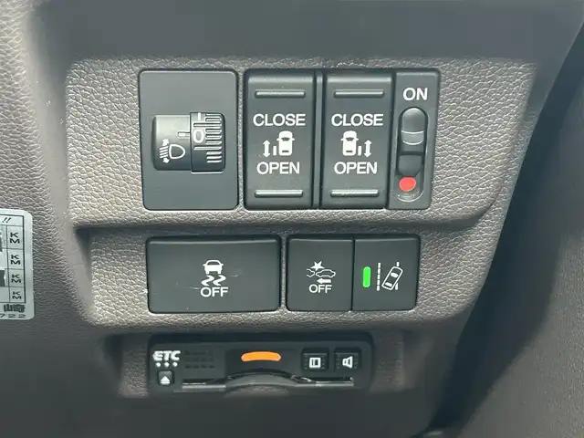 ホンダ フリード G ホンダセンシング 佐賀県 2020(令2)年 2.6万km シルバーミストグリーンM ワンオーナー/Gathersナビ/バックカメラ/両側パワースライドドア/ホンダセンシング/・衝突被害軽減システム/・車線逸脱警報機能/・アダプティブクルーズコントロール/・コーナーセンサー/ステアリングスイッチ/アイドリングストップ/ビルトインETC/スマートキー/プッシュスタート