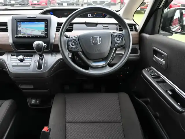 ホンダ フリード G ホンダセンシング 千葉県 2020(令2)年 2.6万km シルバーミストグリーンM 185/65R15/ワンオーナー/ホンダセンシング/・衝突軽減ブレーキ（CMBS）/・車線維持支援システム（LKAS）/・アダプティブクルーズコントロール（ACC）/・後方誤発進抑制機能/・誤発進抑制機能/両側パワースライドドア/純正メモリーナビ/【CD再生機能　Bluetooth接続】/バックカメラ/ステアリングスイッチ/ETC/ウインカーミラー/リアコーナーセンサー/Honda スマートキー