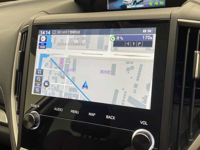 スバル フォレスター ハイブリッド ツーリング 宮崎県 2022(令4)年 0.9万km クリスタルホワイトP 禁煙車/アイサイトver3.5/X-MODE/純正8型ナビTV/（Panasonic/CN-FX800DFD/HDMI/FMAM/Bluetooth/フルセグTV)/純正バックカメラ/サイドカメラ/純正ドライブレコーダー/純正LEDオートライト/純正LEDフォグ/純正17インチアルミ/純正ルーフエンドスポイラー/純正フロアマット/アダプティブクルーズコントロール/レーンディパーチャーアラート/ブラインドスポットモニター/クリアランスソナー/SRH（ステアリング連動ヘッドランプ）/電子パーキング/オートホールド/前席パワーシート/シートヒーター/ルーフレール/デュアルオートエアコン/パドルシフト/本革巻ハンドル/スマートキー/プッシュエンジンスタート/スペアキー/新車時保証書/取扱い説明書