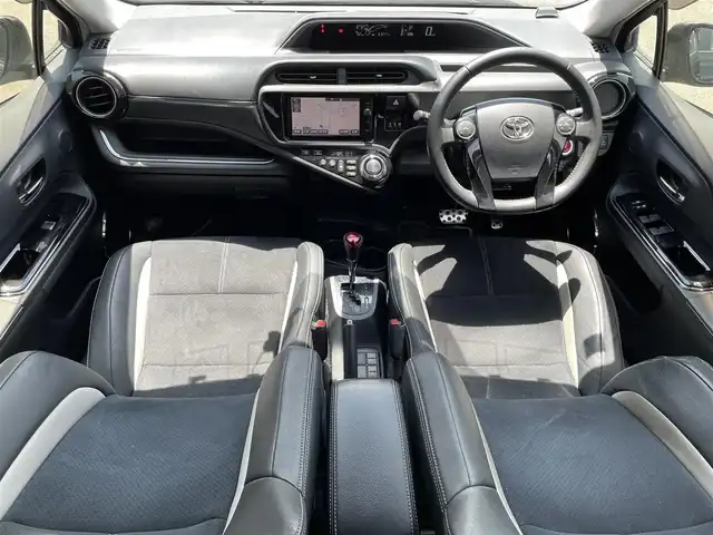 トヨタ アクア G G’s 滋賀県 2016(平28)年 6.8万km ブラックマイカ 禁煙車/純正ナビ【CD/DVD/Bluetooth/フルセグ】/バックカメラ/ハーフレザーシート/前後ドライブレコーダー/オートマチックハイビーム/クルーズコントロール/スマートキー/ETC/LEDヘッドライト