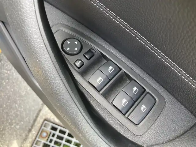 ＢＭＷ Ｘ２ xDrive 18d MスポーツX 熊本県 2019(平31)年 3.3万km ガルバニックゴールドメタリック ・スマートキー/・プッシュスタート/・インテリジェントセーフティ/・PDC自動起動/・パーキングアシスト/・クルーズコントロール(追従式)/・黒革シート/・前席シートヒーター /・前席パワーシート/・純正HDDナビ/　【Bluetooth・USB・AppleCarPlay】/・バックカメラ/・ETC/・パワーバックドア/・LEDヘッドランプ/・LEDフォグランプ/・純正マット
