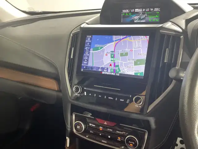 スバル フォレスター ハイブリッド アドバンス 福岡県 2020(令2)年 4.7万km クリスタルブラックシリカ 純正SDナビ/フルセグ/（AM/FM/CD/DVD/BT）/バックカメラ/電動リアゲート/追従型クルーズコントロール/レザーシート/D/Nシートヒーター/D/Nパワーシート/ビルトインETC/前後ドラレコ/純正AW18インチ/横滑り防止装置/衝突軽減システム/レーンアシスト/BSM/プッシュスタート/スマートキー