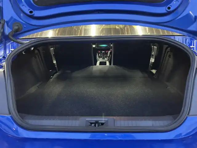 スバル ＢＲＺ R 鹿児島県 2023(令5)年 2.1万km WRブルーパール ディーラーOP/サイバーナビ /CD /DVD /SD /BT /フルセグ/バックカメラ/ETC2.0/純正ドラレコ/STIスカッフプレート/純正アルミホイール/スマートキー×2/新車時保証書/取扱説明書
