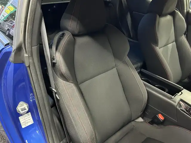 スバル ＢＲＺ R 鹿児島県 2023(令5)年 2.1万km WRブルーパール ディーラーOP/サイバーナビ /CD /DVD /SD /BT /フルセグ/バックカメラ/ETC2.0/純正ドラレコ/STIスカッフプレート/純正アルミホイール/スマートキー×2/新車時保証書/取扱説明書