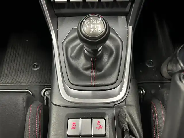 スバル ＢＲＺ R 鹿児島県 2023(令5)年 2.1万km WRブルーパール ディーラーOP/サイバーナビ /CD /DVD /SD /BT /フルセグ/バックカメラ/ETC2.0/純正ドラレコ/STIスカッフプレート/純正アルミホイール/スマートキー×2/新車時保証書/取扱説明書