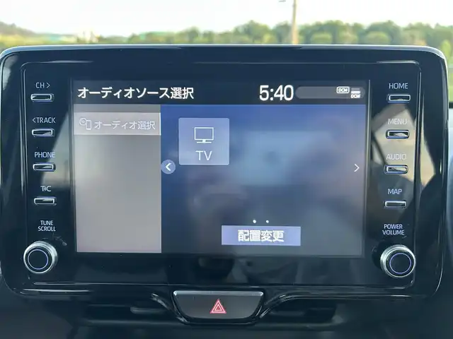 トヨタ ヤリスクロス ハイブリッド Z 岡山県 2021(令3)年 4.8万km ホワイトパールクリスタルシャイン 純正8インチディスプレイオーディオ/（AM.FM.BT.MiraCast）/全方位モニター/パワーバックドア/ハーフレザーシート/D/N席シートヒーター/D席パワーシート/トヨタセーフティセンス/・プリクラッシュセーフティ/・レーダークルーズコントロール/・レーンディパーチャアラート/・オートマチックハイビーム/ステアリングヒーター/電子パーキングシステム/ビルトインETC/USB入力端子/ブラインドスポットモニター/ドライブレコーダー