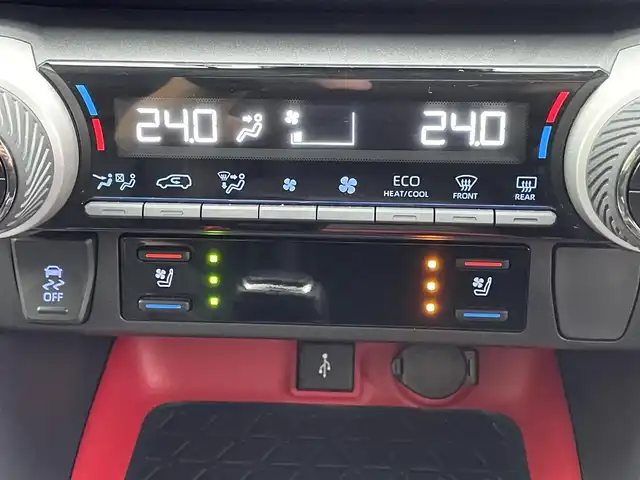 トヨタ ＲＡＶ４ アドベンチャー オフロードPKG 愛媛県 2022(令4)年 2.8万km アティチュードブラックマイカ 純正ディスプレイオーディオ（Bluetooth/メモリ/USB）/黒合皮シート/シートヒーター/エアシート/トヨタセーフティセンス/ダウンヒルアシストコントロール/前方ドライブレコーダー/ブラインドスポットモニター/アラウンドビューモニター/前後コーナーセンサー/ビルトインETC/ステアリングヒーター/パワーシート/シートメモリー/パワーバックドア/ルーフレール/純正18インチAW/LEDヘッドライト/カーテンエアバック