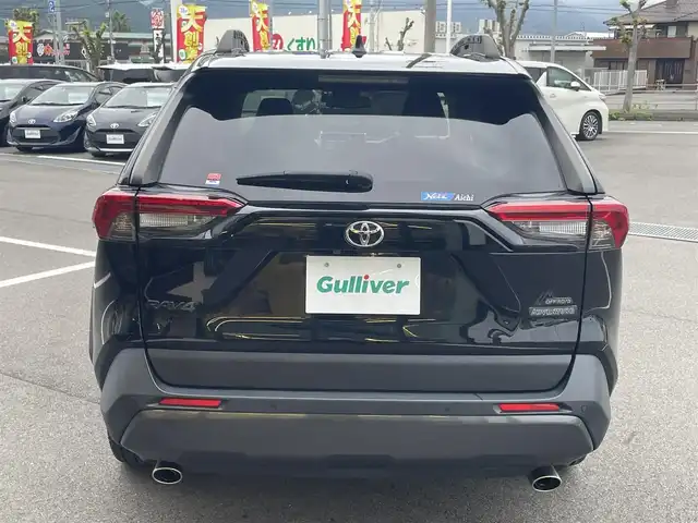 トヨタ ＲＡＶ４ アドベンチャー オフロードPKG 愛媛県 2022(令4)年 2.8万km アティチュードブラックマイカ 純正ディスプレイオーディオ（Bluetooth/メモリ/USB）/黒合皮シート/シートヒーター/エアシート/トヨタセーフティセンス/ダウンヒルアシストコントロール/前方ドライブレコーダー/ブラインドスポットモニター/アラウンドビューモニター/前後コーナーセンサー/ビルトインETC/ステアリングヒーター/パワーシート/シートメモリー/パワーバックドア/ルーフレール/純正18インチAW/LEDヘッドライト/カーテンエアバック