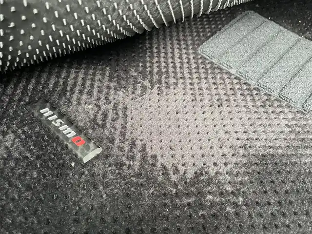 日産 フェアレディ Ｚ ニスモ 新潟県 2024(令6)年 2.1万km 黒 ワンオーナー/V6ツインターボ/スポーツリセッティング/純正19インチホイール装着/メモリナビ/フルセグテレビ/バックカメラ/パドルシフト/ドライブレコーダー/ウィンカーミラー/クルーズコントロール/プッシュスタート/ETC２．０/純正フロアマット/レーダー探知機/D-MODE/Bluetooth/BOSEスピーカー/スペアキー1個