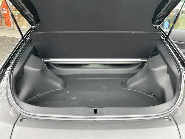 日産 フェアレディ Ｚ ニスモ 新潟県 2024(令6)年 2.1万km 黒 ワンオーナー/V6ツインターボ/スポーツリセッティング/純正19インチホイール装着/メモリナビ/フルセグテレビ/バックカメラ/パドルシフト/ドライブレコーダー/ウィンカーミラー/クルーズコントロール/プッシュスタート/ETC２．０/純正フロアマット/レーダー探知機/D-MODE/Bluetooth/BOSEスピーカー/スペアキー1個