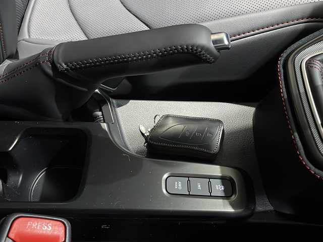 レクサス ＬＢＸ モリゾウ RR 佐賀県 2025(令7)年 0.2万km ガンＭ／黒 黒革シート/純正9.8インチディスプレイオーディオ/（Bluetooth/フルセグ/AM/FM/Apple CarPlay）/パノラミックビューモニター/レクサスセーフティーシステム/・レーダークルーズコントロール/・ブラインドスポットモニター/・クリアランスソナー/ステアリングヒーター/前席シートヒーター/D席パワーシート/D席メモリーシート/パワーバックドア/ビルトインETC2.0/置くだけ充電/スペアキー、カードキー/取扱説明書/保証書