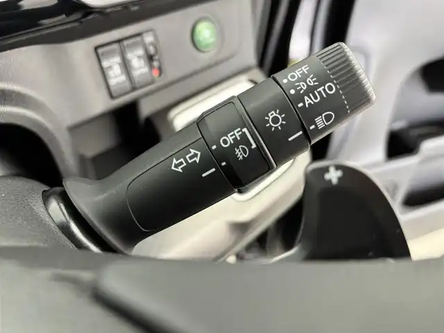 ホンダ ステップワゴン スパーダ クルスピセンシング 富山県 2020(令2)年 2.3万km プレミアムスパークルブラックパール 純正10型ナビ（AM/FM/DVD/BT/フルセグ）/バックカメラ/ETC/両側パワースライドドア/ハーフレザーシート/シートヒーター/衝突被害軽減システム/レーダークルーズコントロール/レーンキープアシスト/横滑り防止装置/アイドリングストップ/純正アルミホイール/純正フロアマット/オートLEDライト/革巻きステアリング/ステアリングスイッチ/パドルシフト/スマートキー/スペアキー
