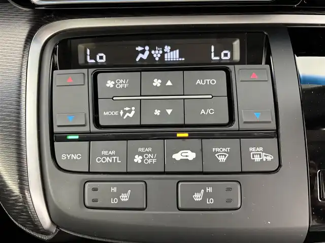 ホンダ ステップワゴン スパーダ クルスピセンシング 富山県 2020(令2)年 2.3万km プレミアムスパークルブラックパール 純正10型ナビ（AM/FM/DVD/BT/フルセグ）/バックカメラ/ETC/両側パワースライドドア/ハーフレザーシート/シートヒーター/衝突被害軽減システム/レーダークルーズコントロール/レーンキープアシスト/横滑り防止装置/アイドリングストップ/純正アルミホイール/純正フロアマット/オートLEDライト/革巻きステアリング/ステアリングスイッチ/パドルシフト/スマートキー/スペアキー