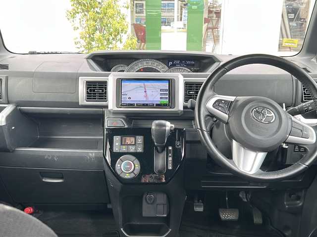 トヨタ ピクシスメガ Gターボ SAⅢ 千葉県 2020(令2)年 7.3万km ブラックマイカメタリック ナビ　バックカメラ　フルセグＴＶ　Ｂｔ　ＥＴＣ　両側パワースライドドア　ベンチシート　マット　スマートキー　横滑り防止　　衝突軽減ブレーキ　バックセンサー　オートライト　ＬＥＤライト　１４インチＡＷ
