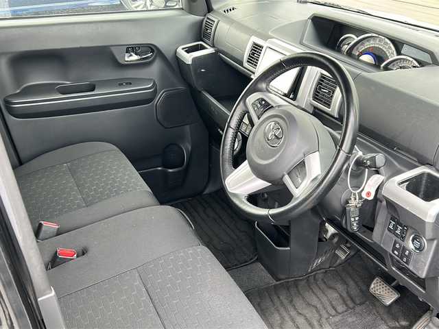 トヨタ ピクシスメガ Gターボ SAⅢ 千葉県 2020(令2)年 7.3万km ブラックマイカメタリック ナビ　バックカメラ　フルセグＴＶ　Ｂｔ　ＥＴＣ　両側パワースライドドア　ベンチシート　マット　スマートキー　横滑り防止　　衝突軽減ブレーキ　バックセンサー　オートライト　ＬＥＤライト　１４インチＡＷ