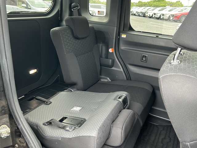 トヨタ ピクシスメガ Gターボ SAⅢ 千葉県 2020(令2)年 7.3万km ブラックマイカメタリック ナビ　バックカメラ　フルセグＴＶ　Ｂｔ　ＥＴＣ　両側パワースライドドア　ベンチシート　マット　スマートキー　横滑り防止　　衝突軽減ブレーキ　バックセンサー　オートライト　ＬＥＤライト　１４インチＡＷ
