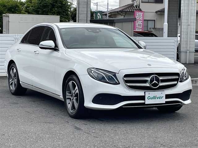 メルセデス・ベンツ Ｅ２００ 4マチック アバンギャルド 群馬県 2018(平30)年 6.4万km 白 純正ナビ/バック、全周囲カメラ/ハーフレザーシート/両前席メモリ機能付きパワーシート/衝突軽減ブレーキ/前後クリアランスソナー/パドルシフト/保証書/取説/スペアキーｘ1/社外アルミスタッドレス積み込み