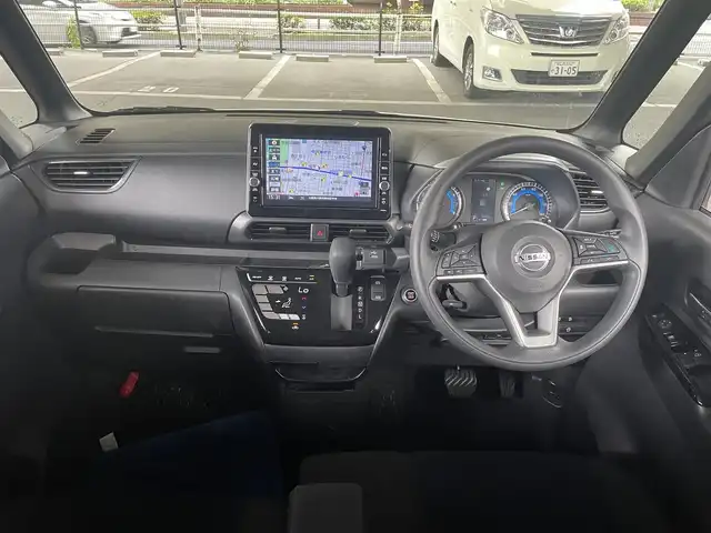 日産 ルークス HWS X プロパイロットED 大阪府 2022(令4)年 0.6万km チタニウムグレーM/シルキーホワイト インテリジェントエマージェンシーブレーキ/・踏み間違い衝突防止アシスト/・SOSコール /・プロパイロット/・インテリジェント LI（車線逸脱防止支援システム）＋/LDW（車線逸脱警報）/・インテリジェント FCW（前方衝突予測警報）/インテリジェント DA（ふらつき警報）/・標識検知機能/（進入禁止標識検知、最高速度標識検知、一時停止標識検知）/・先行車発進お知らせ/日産純正メモリナビ/・バックカメラ/・インテリジェントアラウンドビューモニター/・フルセグTV/・Bluetooth/・CD/レーダークルーズコントロール/両側パワースライドドア/プラズマクラスター技術搭載リヤシーリングファン/LEDヘッドランプ/・オートレベライザー付/・アダプティブLEDヘッドライトシステム/・インテリジェント オートライトシステム/プッシュスタート/ビルトインETC/ワンオーナー/新車保証書/取扱説明書