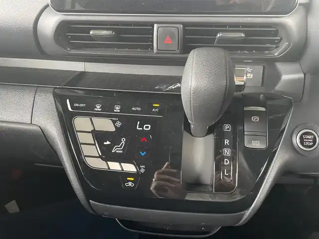 日産 ルークス HWS X プロパイロットED 大阪府 2022(令4)年 0.6万km チタニウムグレーM/シルキーホワイト インテリジェントエマージェンシーブレーキ/・踏み間違い衝突防止アシスト/・SOSコール /・プロパイロット/・インテリジェント LI（車線逸脱防止支援システム）＋/LDW（車線逸脱警報）/・インテリジェント FCW（前方衝突予測警報）/インテリジェント DA（ふらつき警報）/・標識検知機能/（進入禁止標識検知、最高速度標識検知、一時停止標識検知）/・先行車発進お知らせ/日産純正メモリナビ/・バックカメラ/・インテリジェントアラウンドビューモニター/・フルセグTV/・Bluetooth/・CD/レーダークルーズコントロール/両側パワースライドドア/プラズマクラスター技術搭載リヤシーリングファン/LEDヘッドランプ/・オートレベライザー付/・アダプティブLEDヘッドライトシステム/・インテリジェント オートライトシステム/プッシュスタート/ビルトインETC/ワンオーナー/新車保証書/取扱説明書