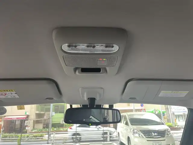 日産 ルークス HWS X プロパイロットED 大阪府 2022(令4)年 0.6万km チタニウムグレーM/シルキーホワイト インテリジェントエマージェンシーブレーキ/・踏み間違い衝突防止アシスト/・SOSコール /・プロパイロット/・インテリジェント LI（車線逸脱防止支援システム）＋/LDW（車線逸脱警報）/・インテリジェント FCW（前方衝突予測警報）/インテリジェント DA（ふらつき警報）/・標識検知機能/（進入禁止標識検知、最高速度標識検知、一時停止標識検知）/・先行車発進お知らせ/日産純正メモリナビ/・バックカメラ/・インテリジェントアラウンドビューモニター/・フルセグTV/・Bluetooth/・CD/レーダークルーズコントロール/両側パワースライドドア/プラズマクラスター技術搭載リヤシーリングファン/LEDヘッドランプ/・オートレベライザー付/・アダプティブLEDヘッドライトシステム/・インテリジェント オートライトシステム/プッシュスタート/ビルトインETC/ワンオーナー/新車保証書/取扱説明書
