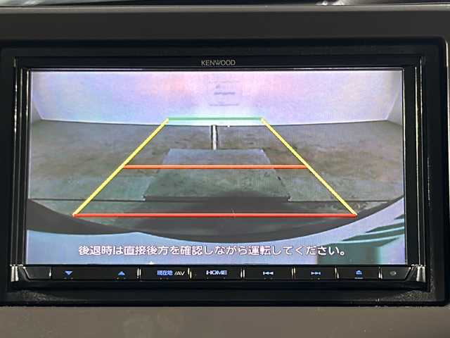ホンダ Ｎ ＢＯＸ G L ホンダセンシング 沖縄県 2018(平30)年 5.2万km ブリティッシュグリーンP 禁煙車　/県外仕入　/社外ナビ/【ＢＴ／フルセグＴＶ／ＣＤ／ＤＶＤ】　/バックカメラ/ステアリングリモコン/片側パワースライドドア/ホンダセンシング/→衝突被害軽減システム　　/→レーダークルーズコントロール/スマートキー　/プッシュスタート　/ＬＥＤヘッドライト　/横滑り防止装置