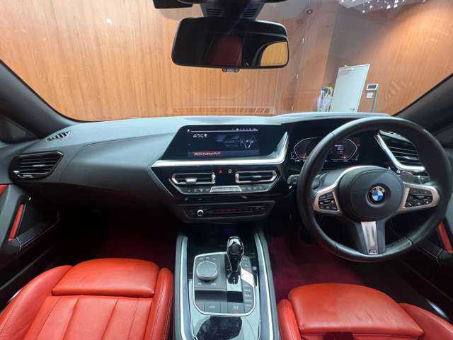 ＢＭＷ Ｚ４ sDrive20i Mスポーツ 千葉県 2020(令2)年 4万km 黒Ｍ イノベーションＰＫＧ　/ファストトラックＰＫＧ　/ＡＣＣ　/赤革シート　/ナビ　/Ｂカメラ　/Ｂｌｕｅｔｏｏｔｈ接続　/ＨＵＤ　/シートＨ　/パーキングアシスト/アダプティブＭサスペンション　/ＬＥＤライト