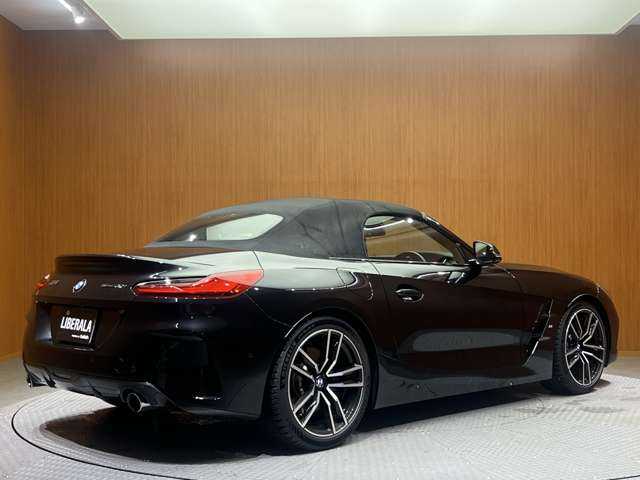 ＢＭＷ Ｚ４ sDrive20i Mスポーツ 千葉県 2020(令2)年 4万km 黒Ｍ イノベーションＰＫＧ　/ファストトラックＰＫＧ　/ＡＣＣ　/赤革シート　/ナビ　/Ｂカメラ　/Ｂｌｕｅｔｏｏｔｈ接続　/ＨＵＤ　/シートＨ　/パーキングアシスト/アダプティブＭサスペンション　/ＬＥＤライト